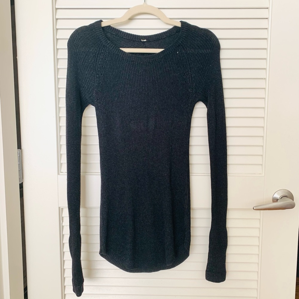 Size 4 Lululemon navy sweater